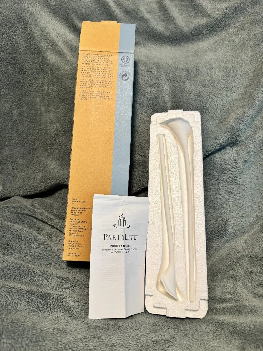 NIB PartyLite Calla Lily Porcelain Diffuser Reeds (Set of 2)